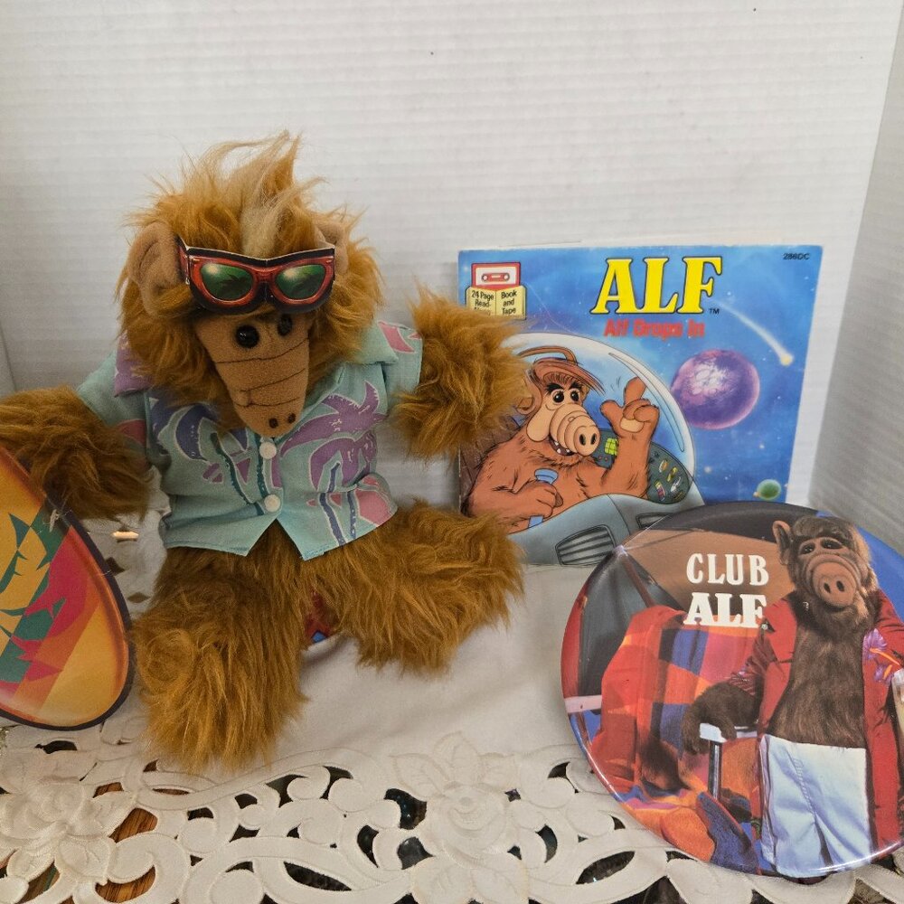 vintage 1980s ALF LOT plush book HUGE display badge pin